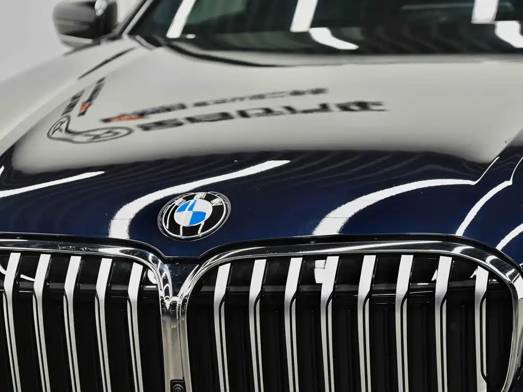 BMW 7 Series 2019 740Li Leading Edition M Sport Package