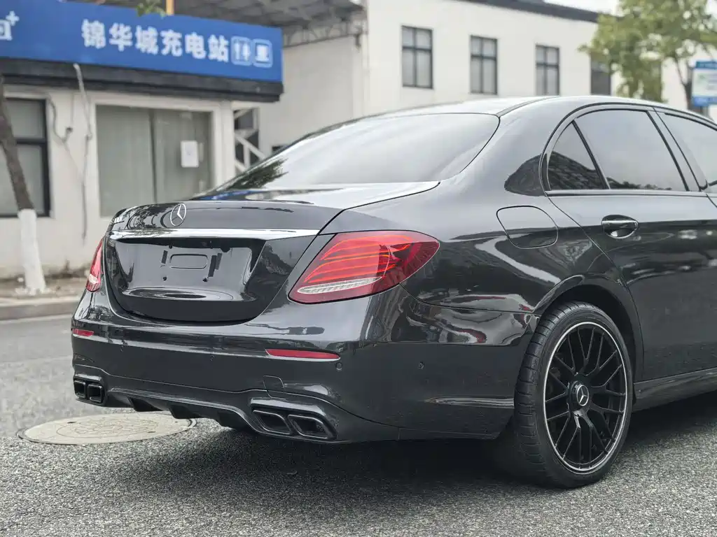 Mercedes E-Class 2017 E 200 Sport 4MATIC