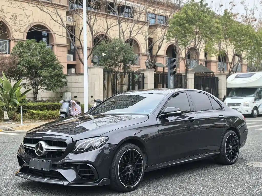 Mercedes E-Class 2017 E 200 Sport 4MATIC