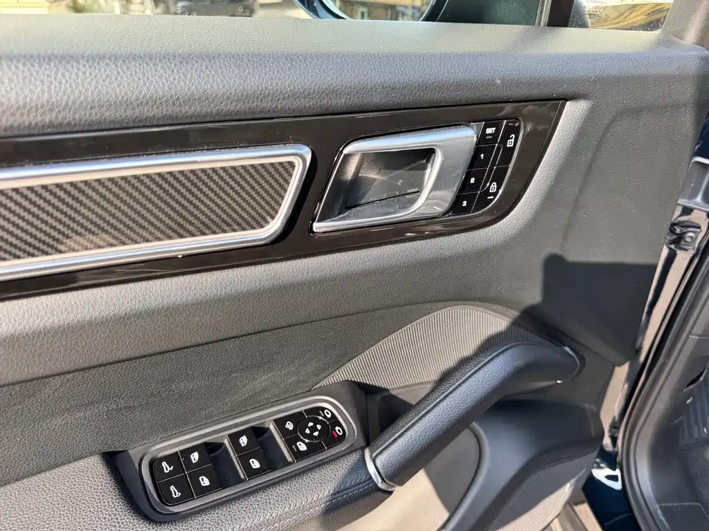 Cayenne 2019 3.0T