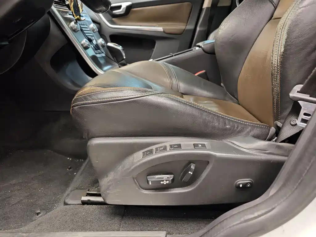 Volvo XC60 2015 T5 AWD Smart Vision 2015