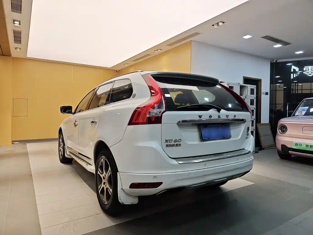 Volvo XC60 2015 T5 AWD Smart Vision 2015