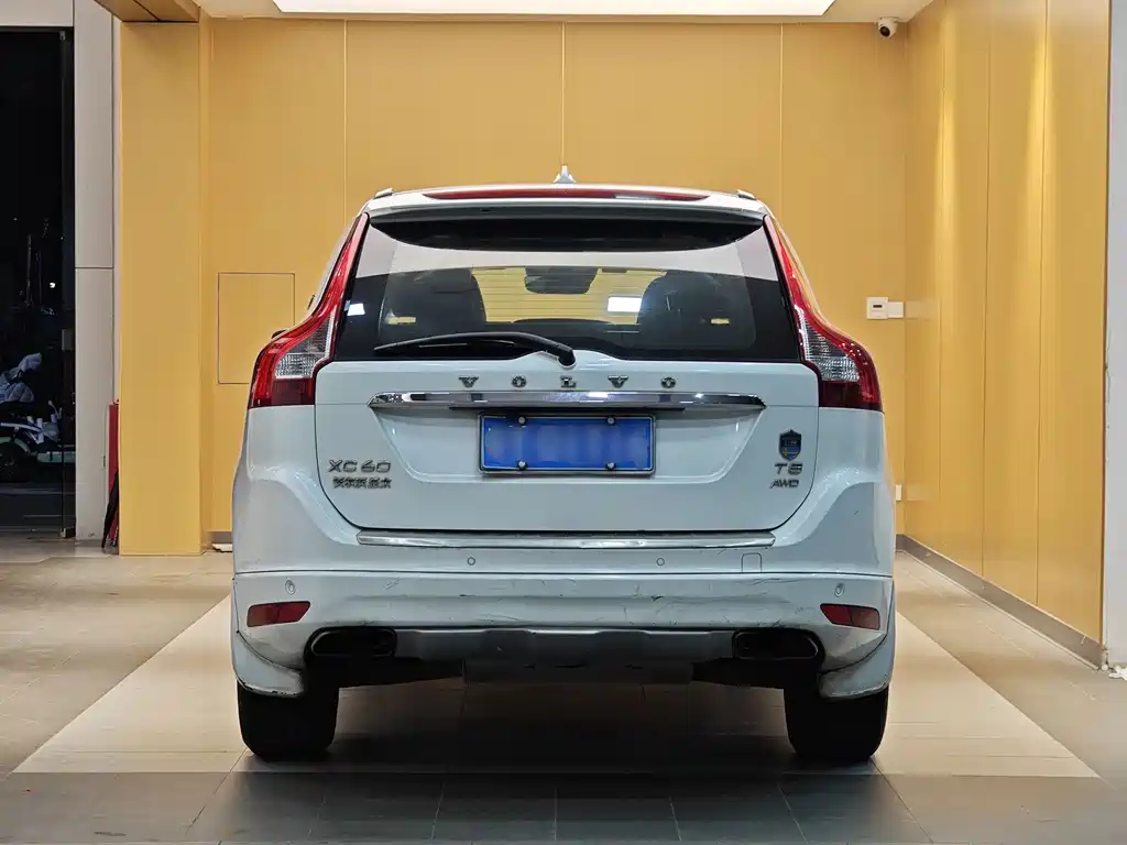Volvo XC60 2015 T5 AWD Smart Vision 2015