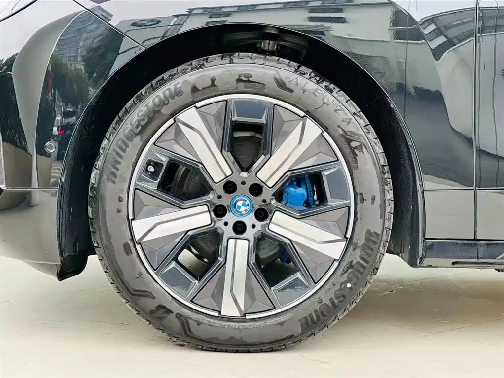 BMW iX 2023 Facelift xDrive40