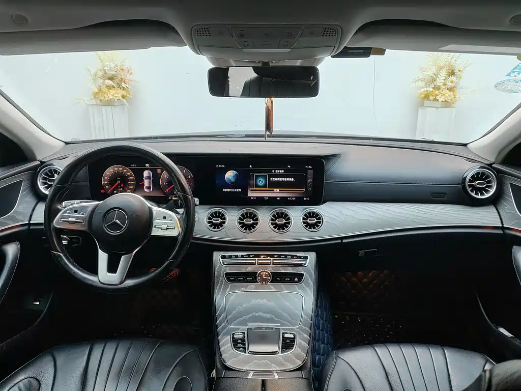 Mercedes-CLS 2018 CLS 300 Dynamic Edition