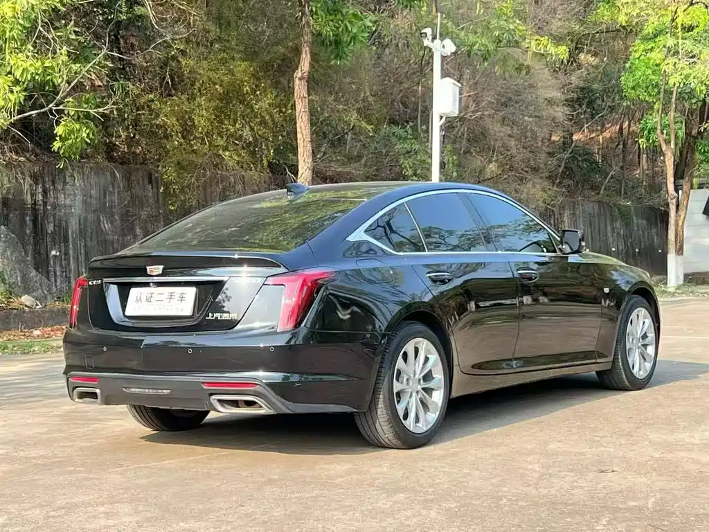 Cadillac CT5 2023 28T Luxury (Standard)