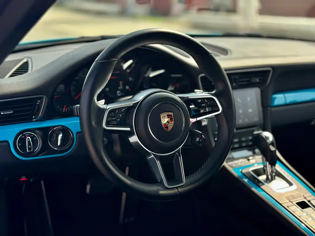 Porsche 911 2016 Carrera 3.0T