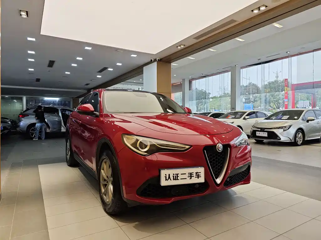 Stelvio 2017 2.0T 200HP Elite Edition