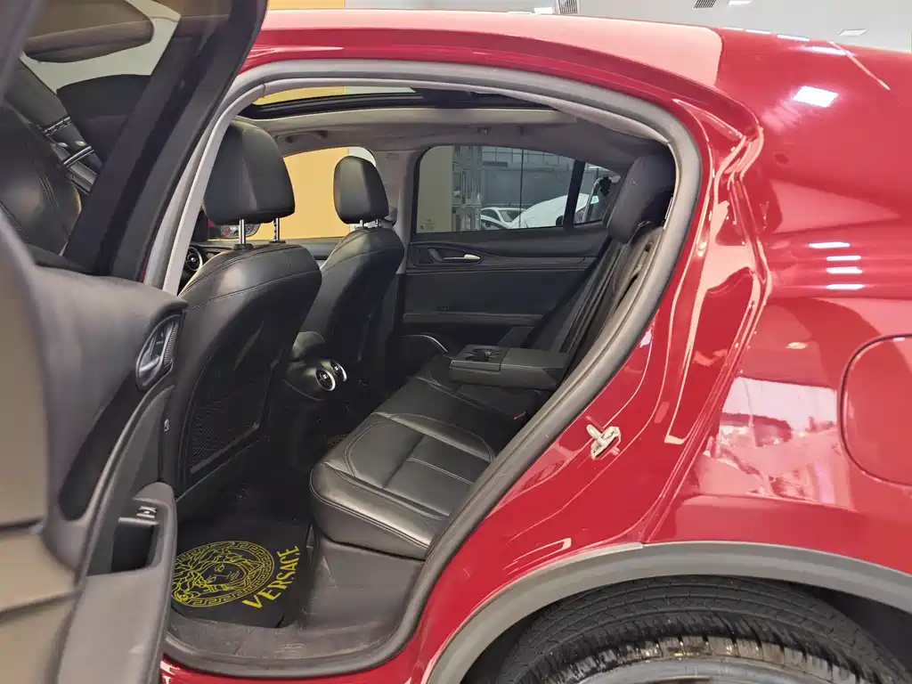 Stelvio 2017 2.0T 200HP Elite Edition