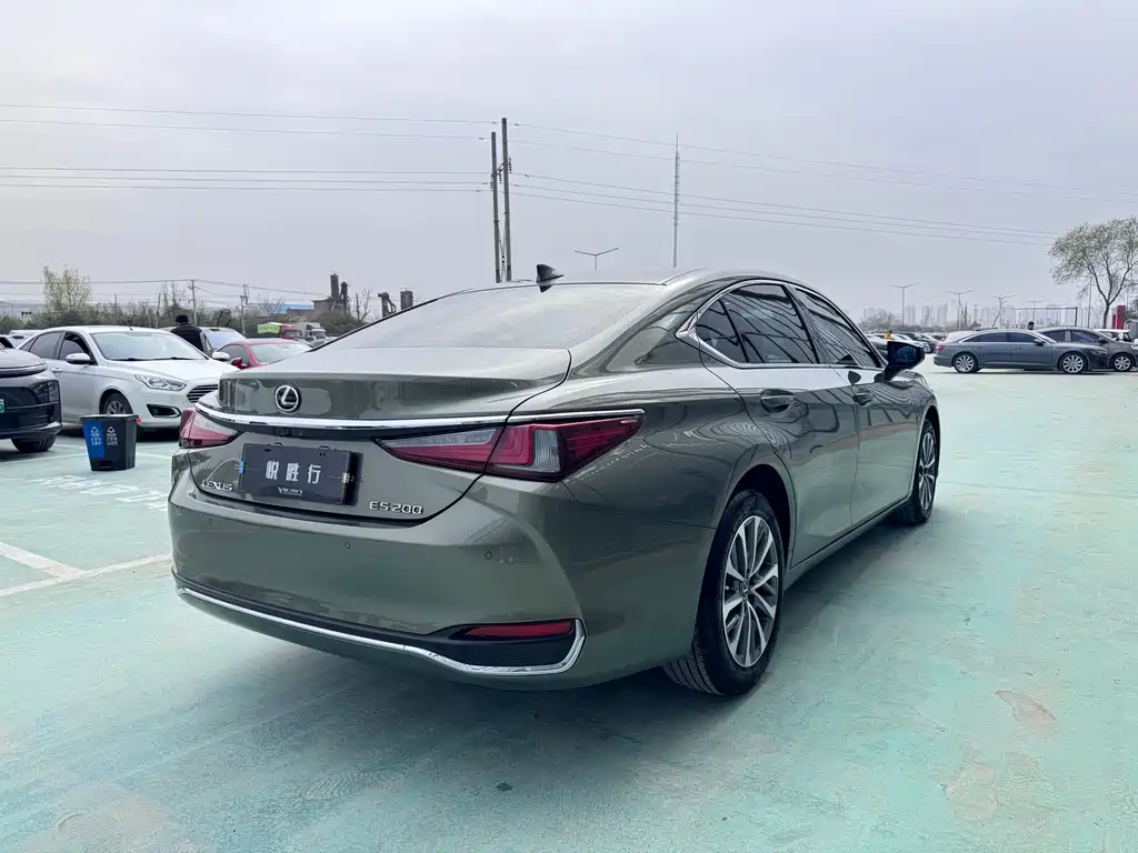 Lexus ES 2023 200 Excellence Edition
