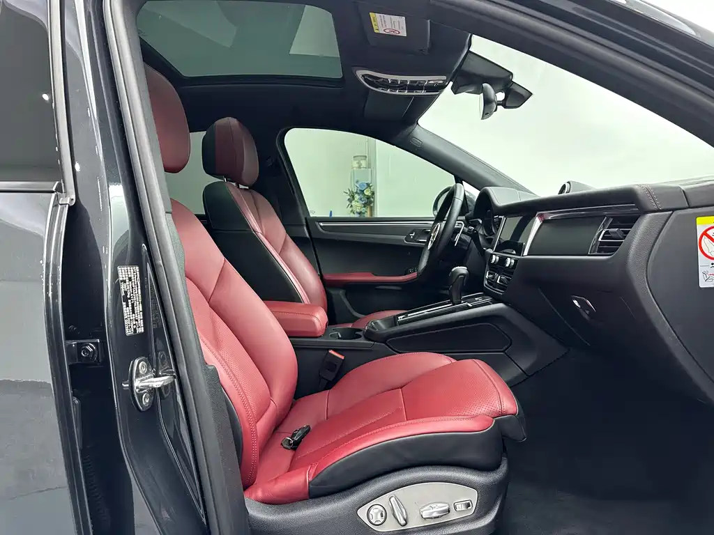 Macan 2022 2.0T