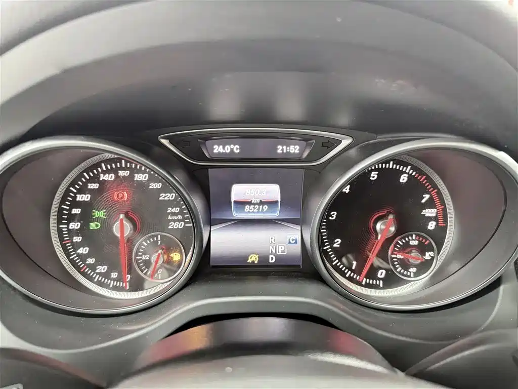 Mercedes-Benz GLA 2018 GLA 200 Sport Line