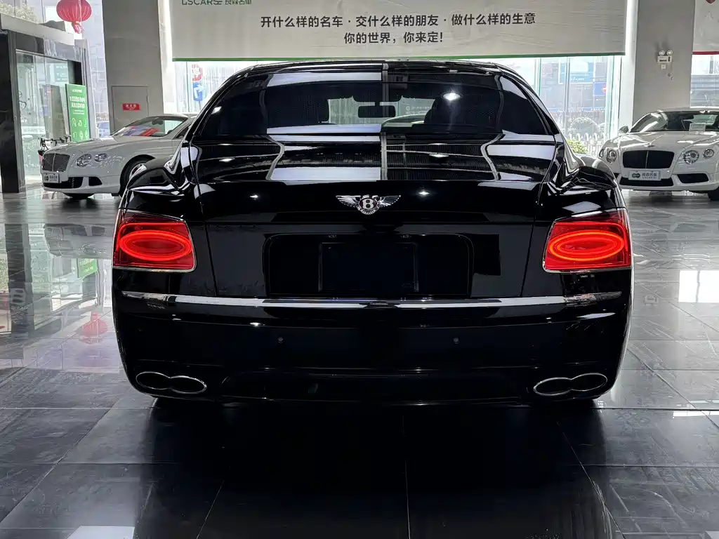 Ferarri 2017 4.0T V8 S Standard Edition