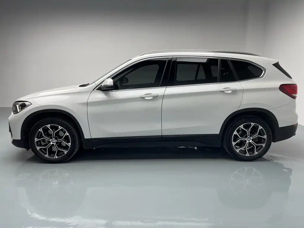 BMW X1 2021 sDrive25Li Leading Edition