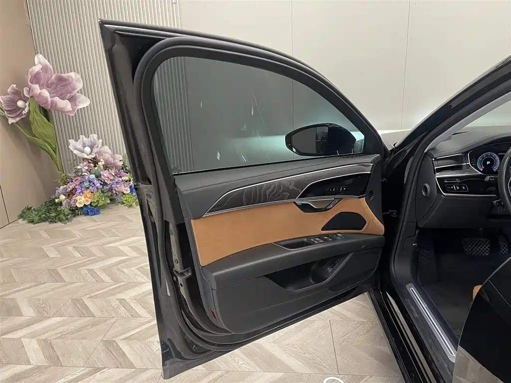 Audi A8 2023 model A8L 45 TFSI quattro Luxury Edition