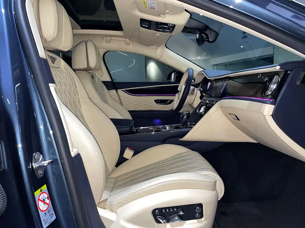 Phaeton 2020 model 6.0T W12 standard edition