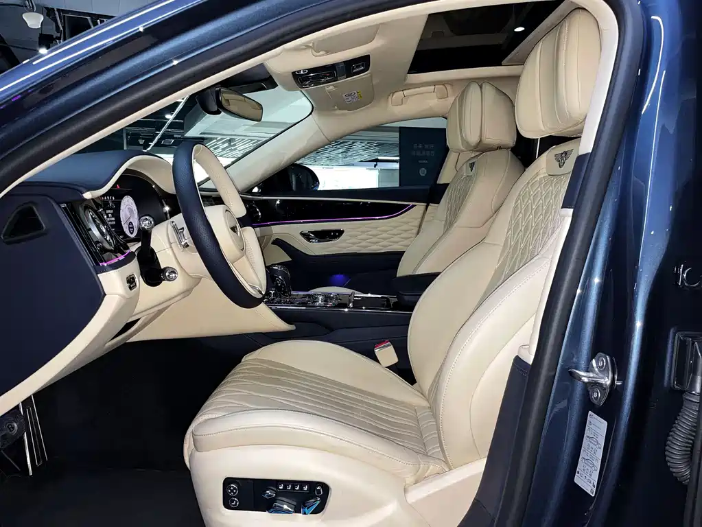 Phaeton 2020 model 6.0T W12 standard edition