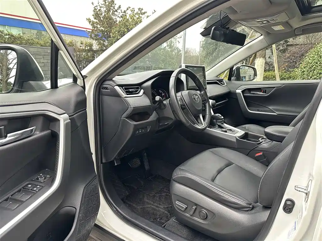 RAV4 2020 2.0L CVT 4WD Prestige Edition