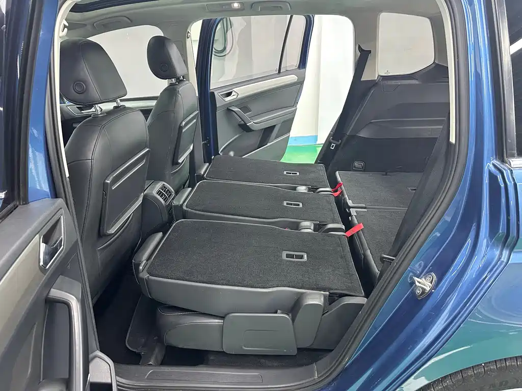 Tuanan 2018 7-seat Luxury Edition 280TSI DSG