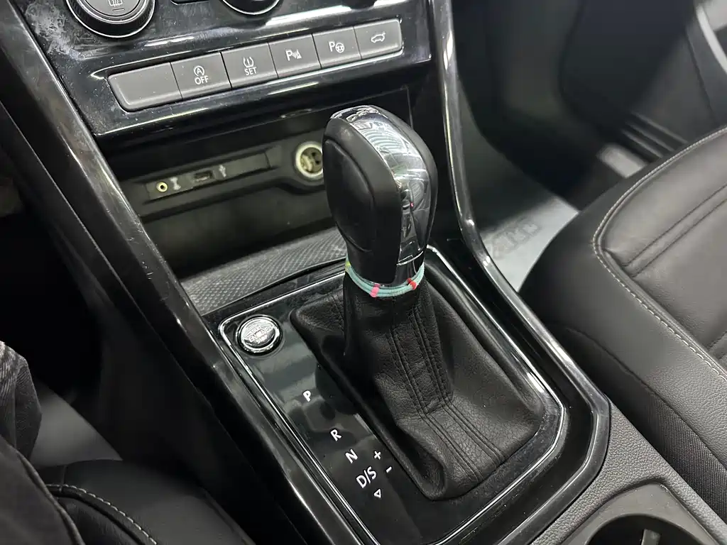Tuanan 2018 7-seat Luxury Edition 280TSI DSG