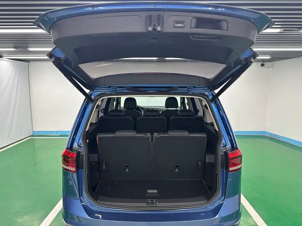 Tuanan 2018 7-seat Luxury Edition 280TSI DSG
