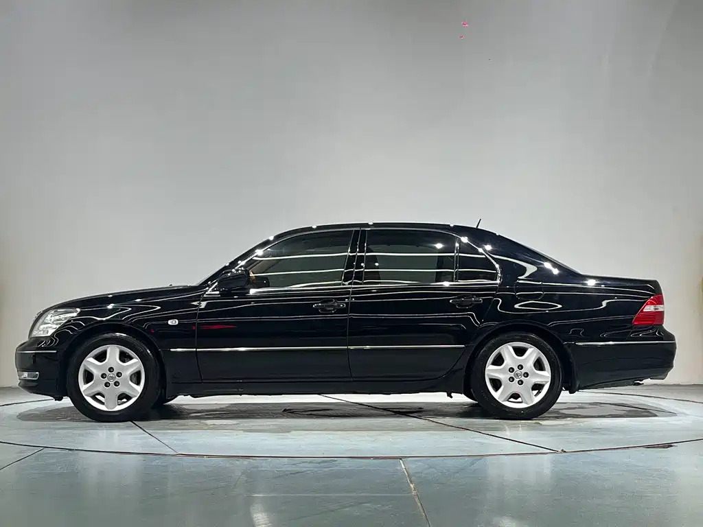 Lexus LS 2005 430