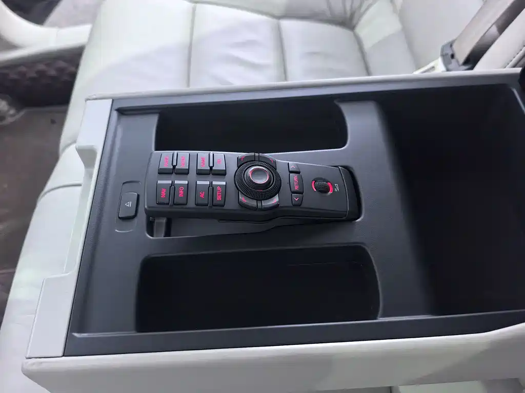 Audi A6L 2011 3.0 TFSI quattro Luxury Edition