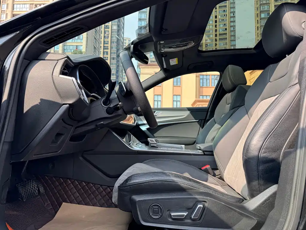 Audi A6L 2024 model 45 TFSI Prestige Dynamic Edition