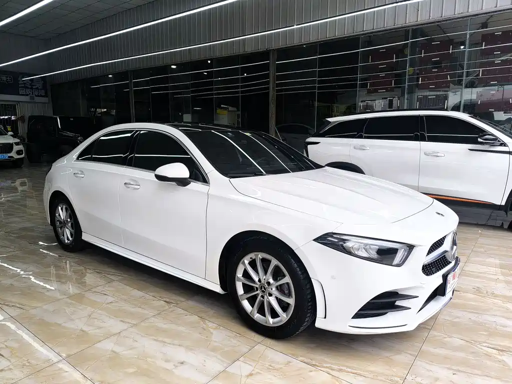 Mercedes-Benz A 200 L Sport Sedan Dynamic Edition 2021