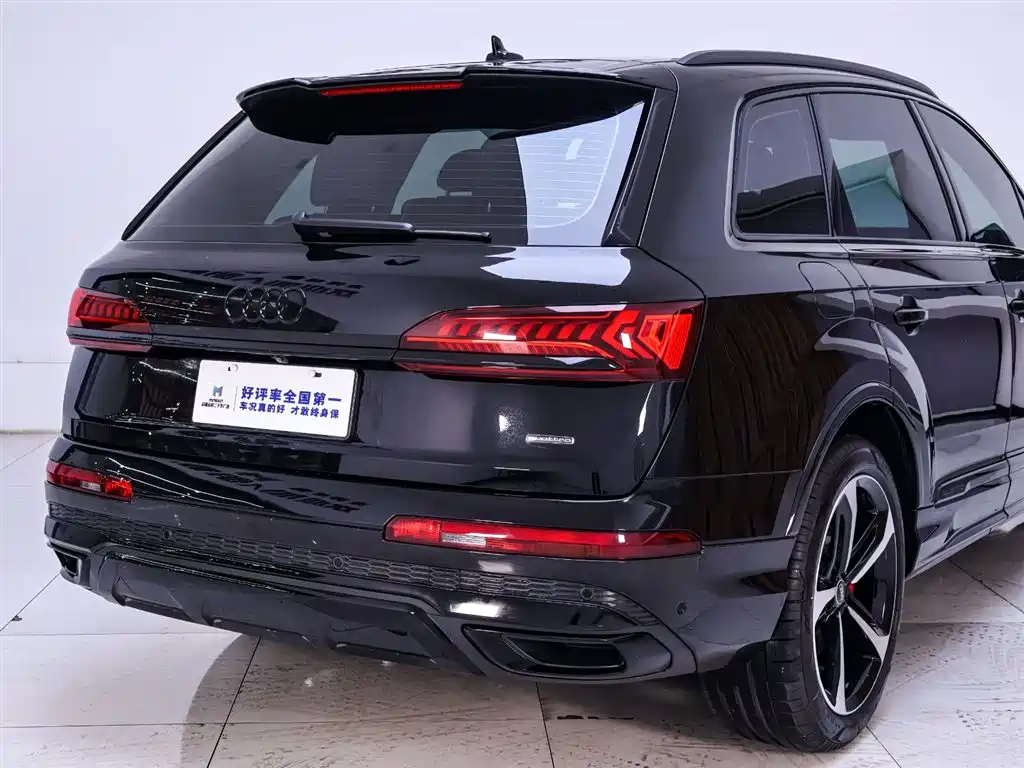 Audi Q7 2022 55 TFSI quattro S line Snow Sports Edition