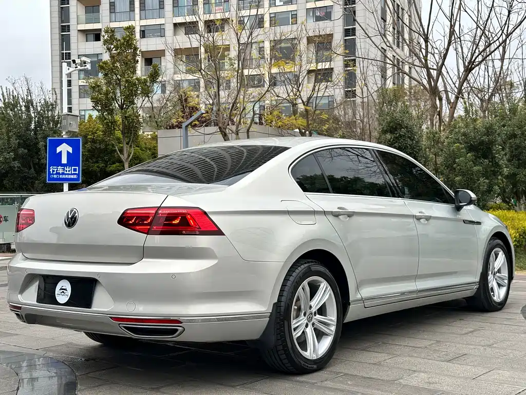 Magotan 2018 330TSI DSG Luxury Edition