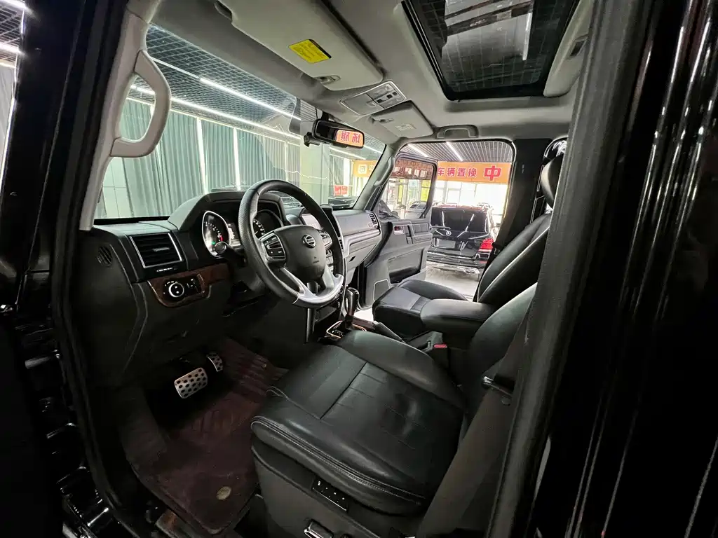 Beijing BJ80 2018 2.3T Automatic Luxury Edition National VI