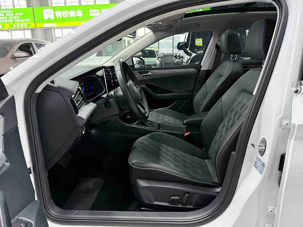 2023 Volkswagen Sagitar 280 TSI DSG Beyond Plus Edition