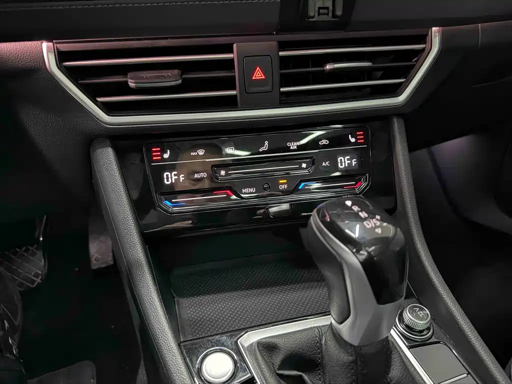 2023 Volkswagen Sagitar 280 TSI DSG Beyond Plus Edition