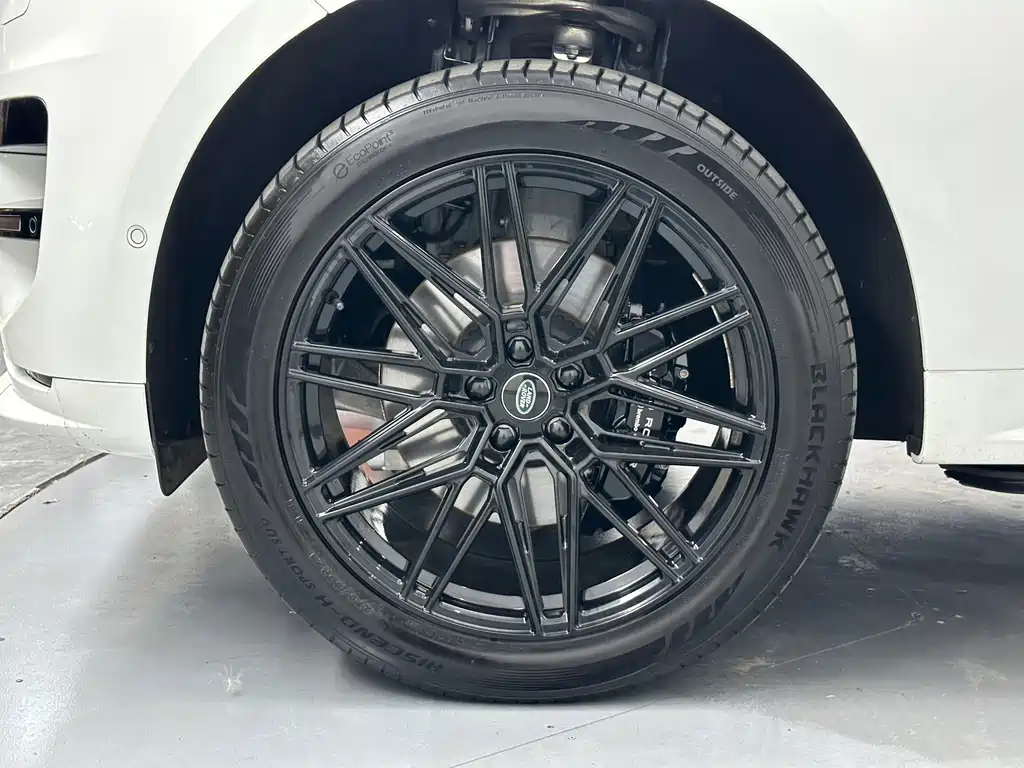 Range Rover Sport 2024 400PS Dynamic SE