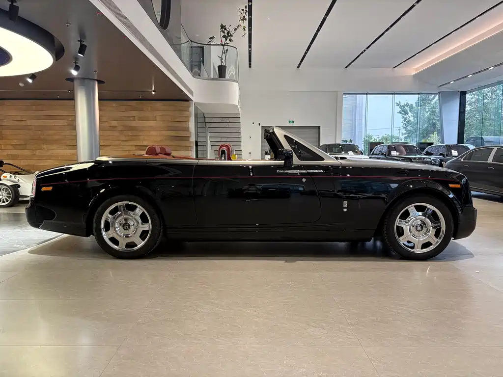 Phantom 2007 model 6.7L soft-top convertible