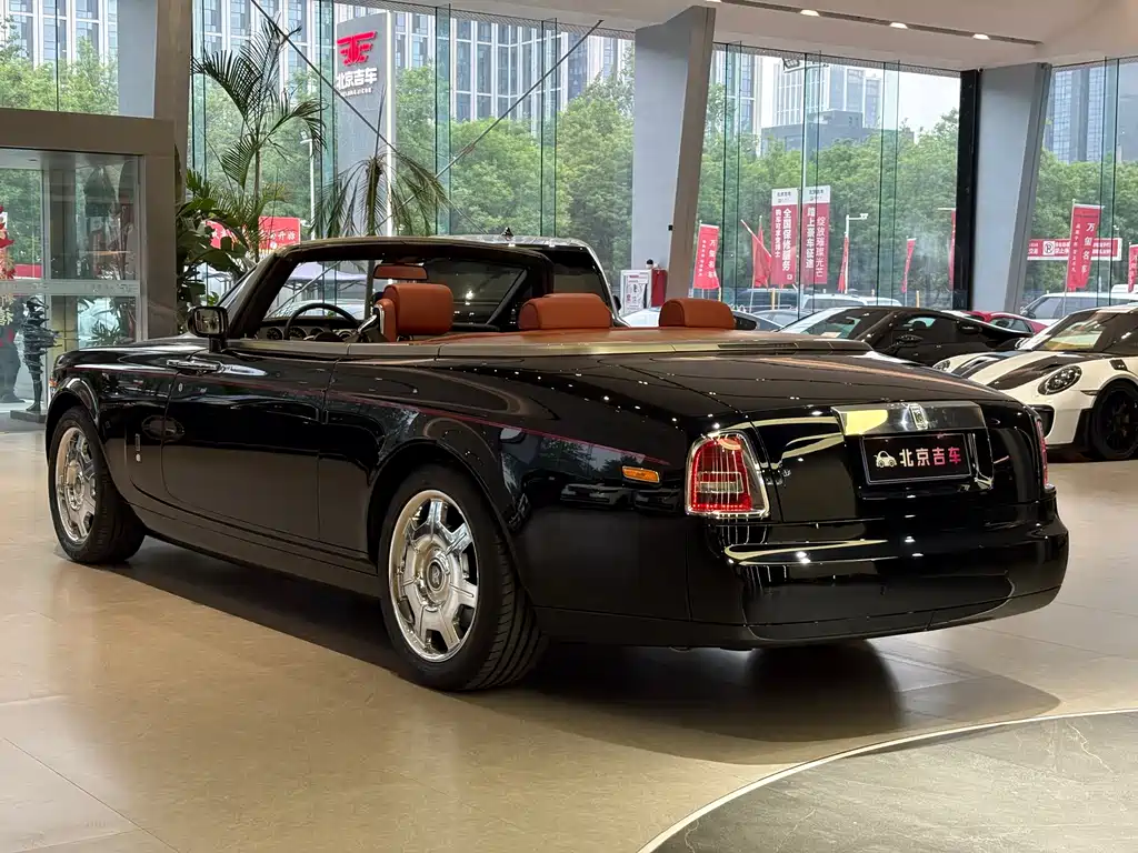 Phantom 2007 model 6.7L soft-top convertible