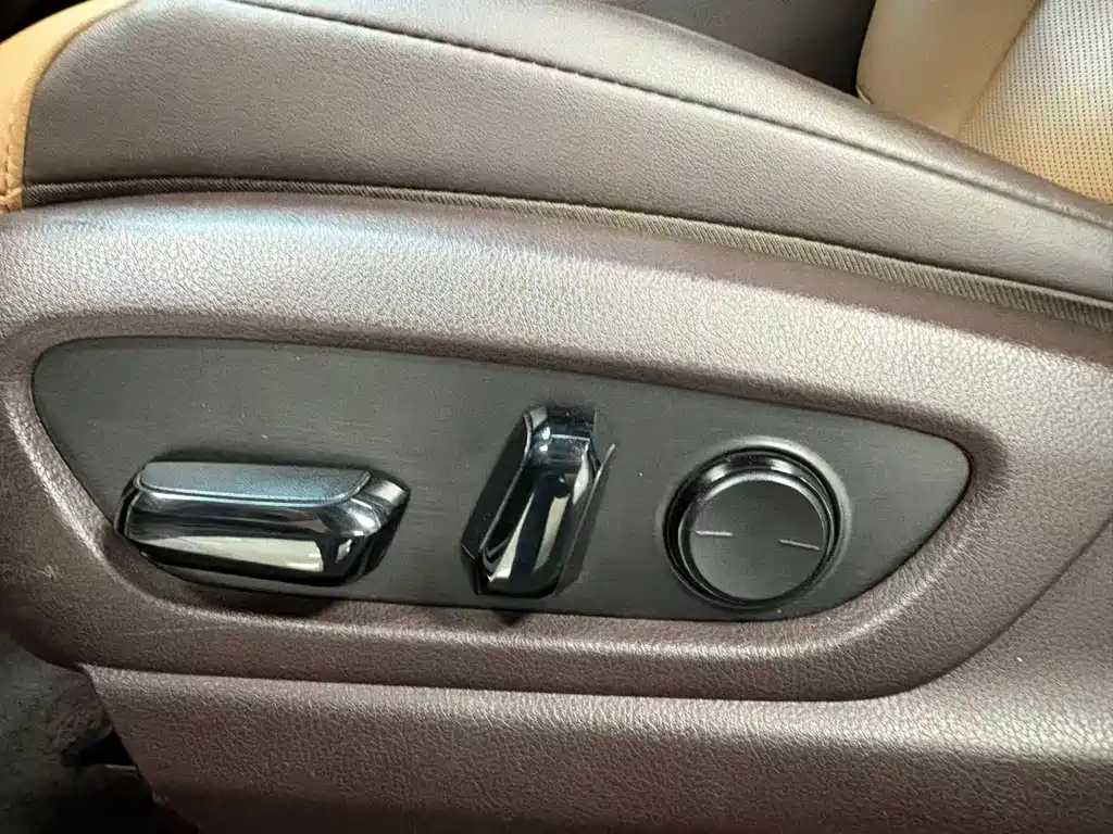 Lexus ES 2020 200 Excellence Edition