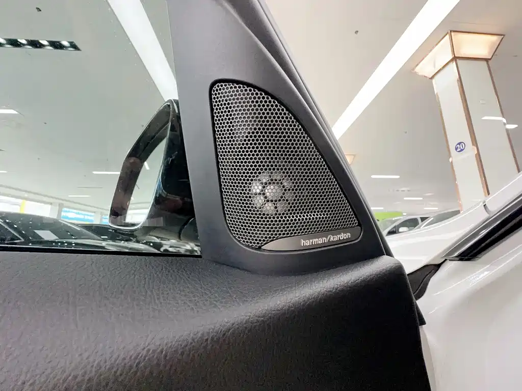 BMW 3 Series 2018 330i M Sport Nightshade Edition
