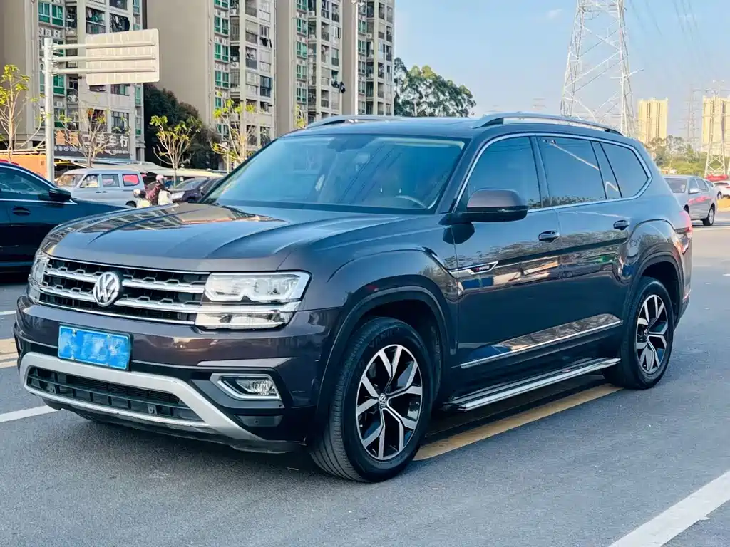 Tongyi Qianwen 2019 model 380TSI 4x4 luxury edition National VI