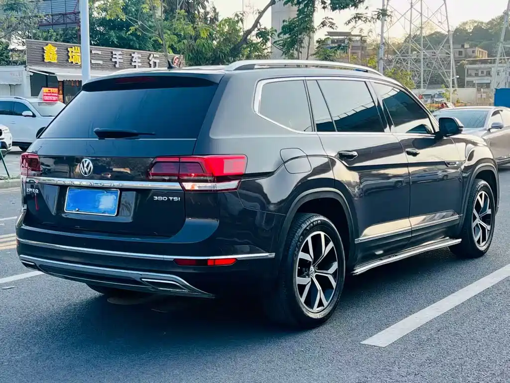 Tongyi Qianwen 2019 model 380TSI 4x4 luxury edition National VI