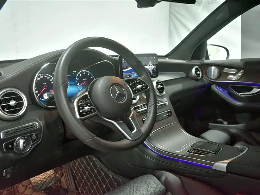 Mercedes GLC 300 L 4MATIC Sportline 2020款