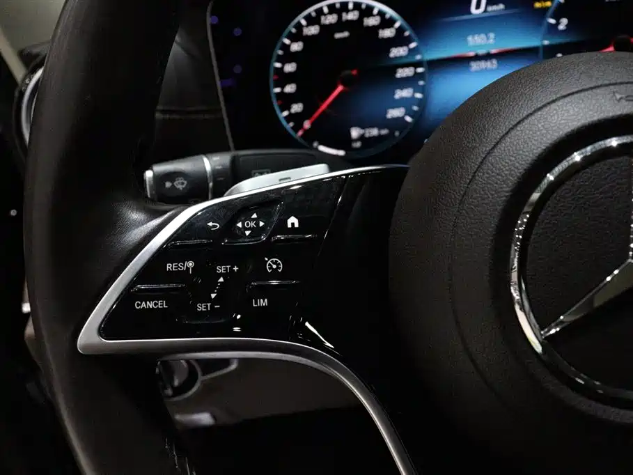 Mercedes-Benz E-Class 2023 E 260 L
