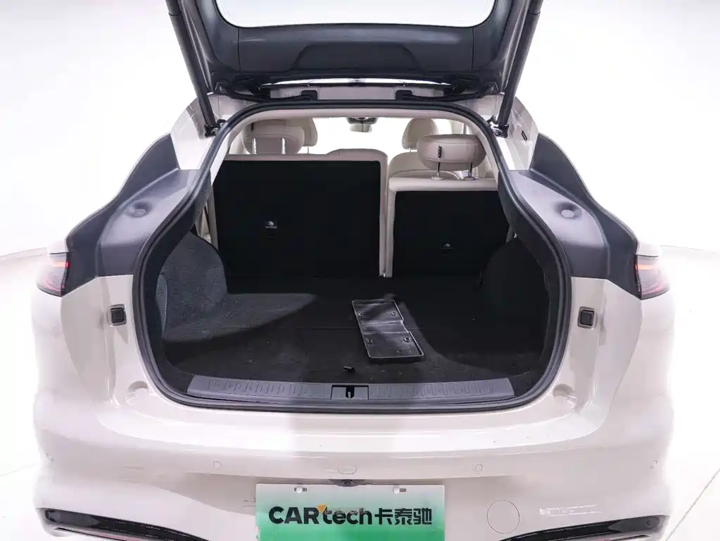 LS6 2026 Range-Extended 52 Max