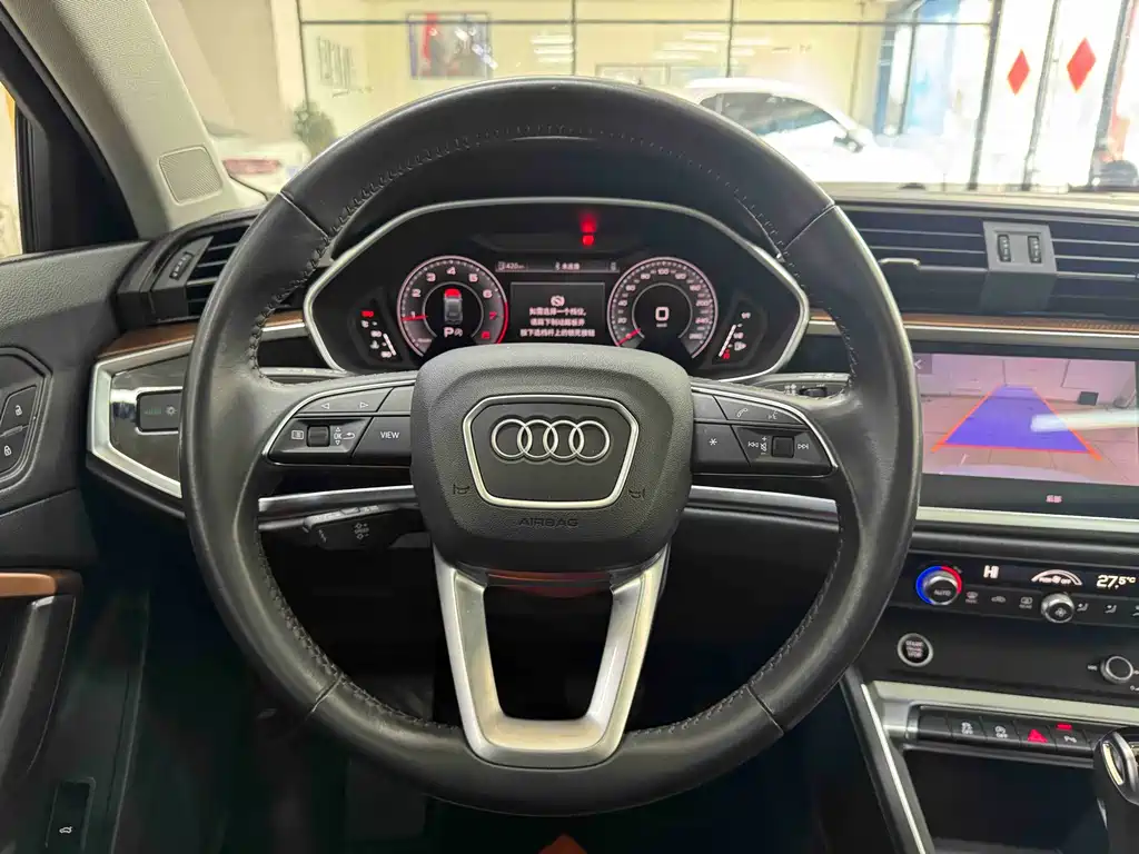 Audi Q3 2022 35 TFSI Sporty Dynamic Edition