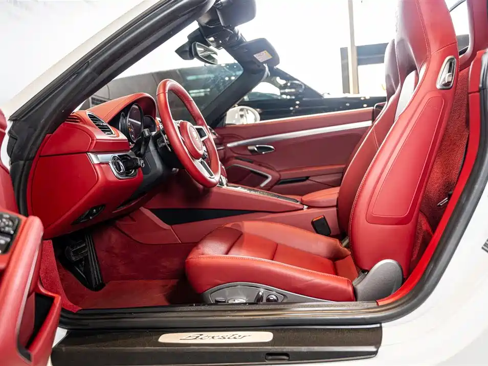 Porsche 718 Boxster 2.0T 2022 Model