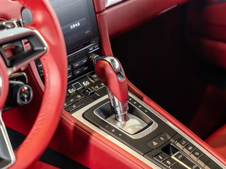 Porsche 718 Boxster 2.0T 2022 Model