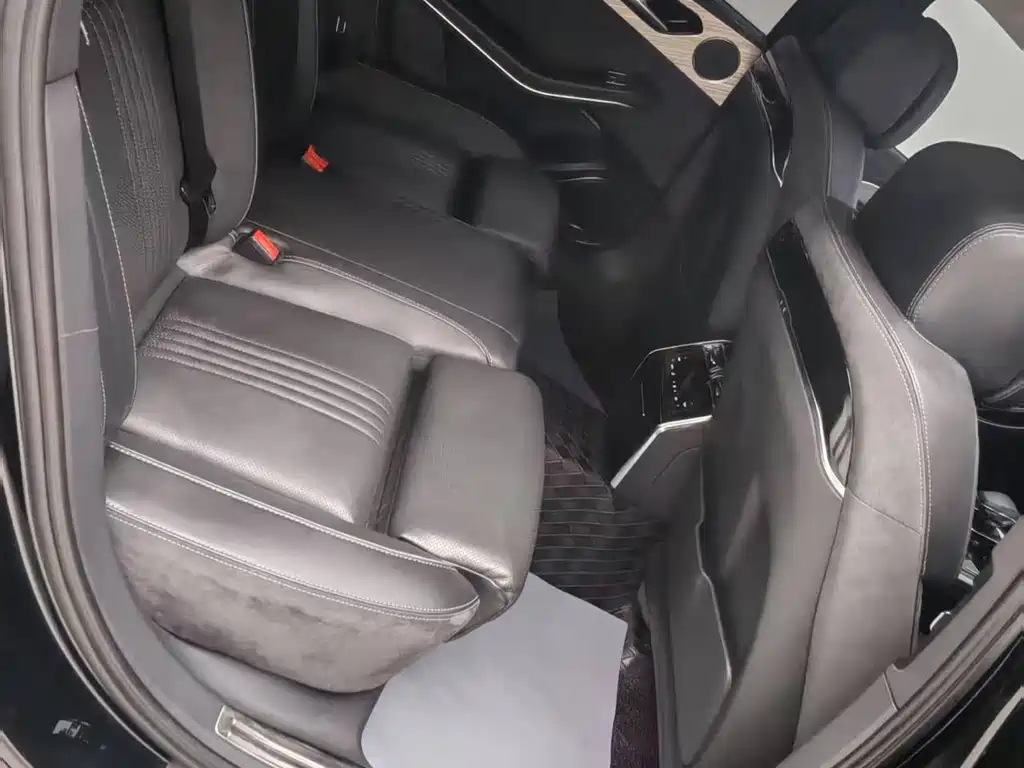 Hongqi H9 2020 Model 2.0T ZhiLian QiChang Edition