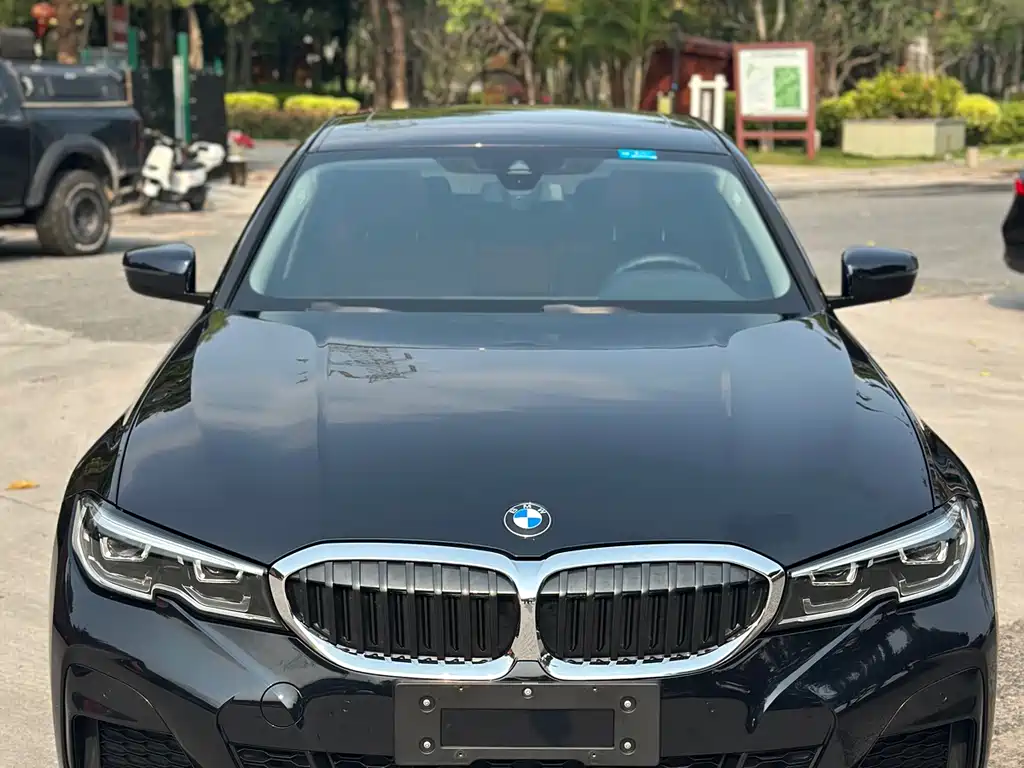 BMW 3 Series 2022 325Li M Sport Package
