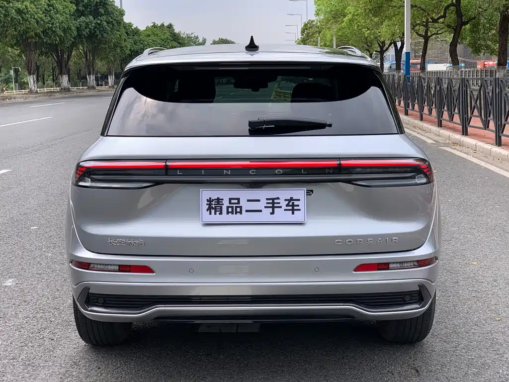 Explorer 2024 1.5T Two-Wheel Drive Premium Hybrid Edition